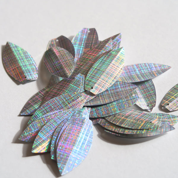 Leaf sequin